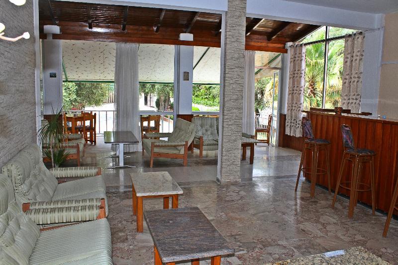 โรงแรมทีนา Limni  ภายนอก รูปภาพ